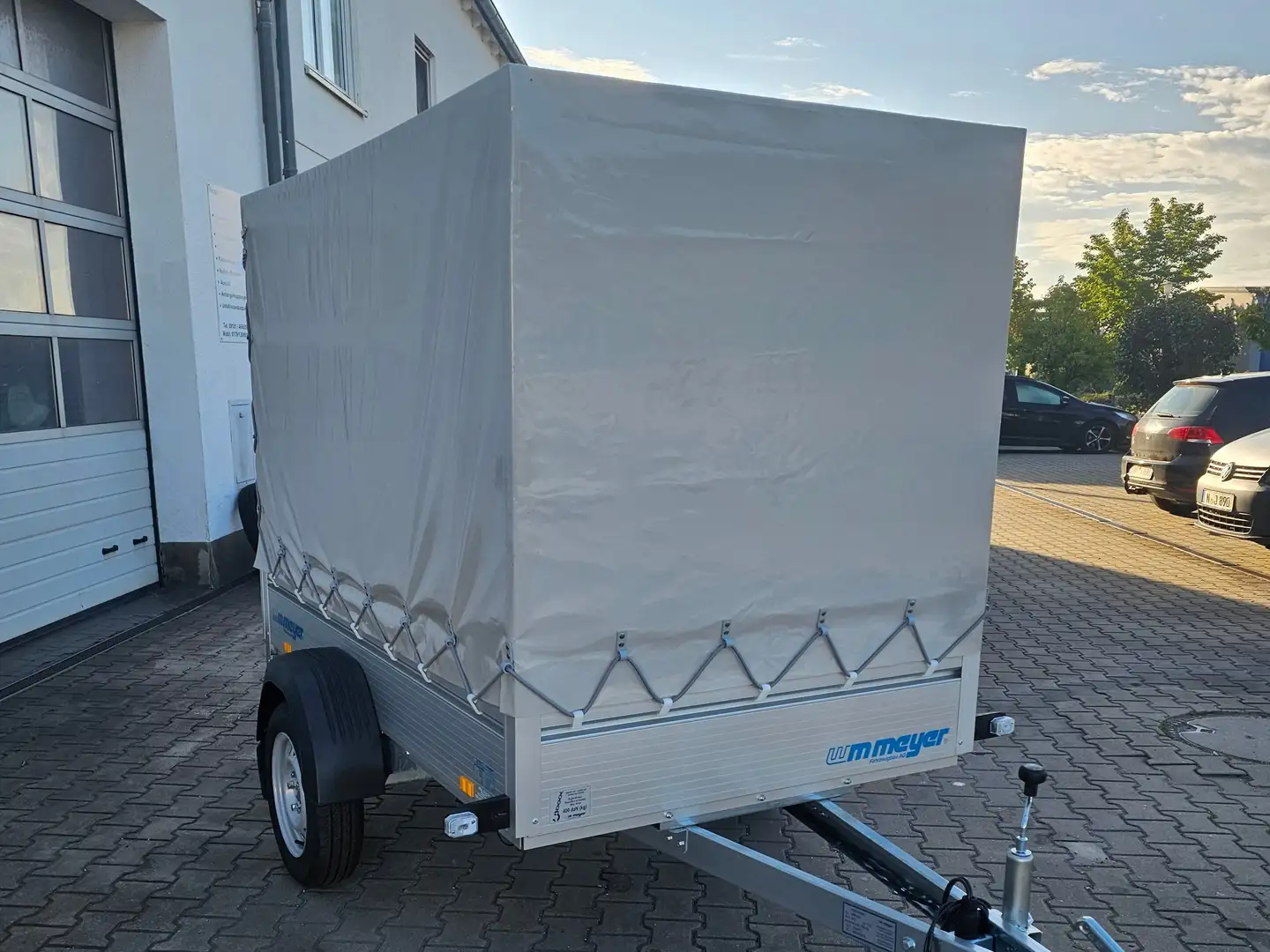 WM Meyer HZ 7521/126 Alu mit Planenaufbau 1,50 m Zilver - 2