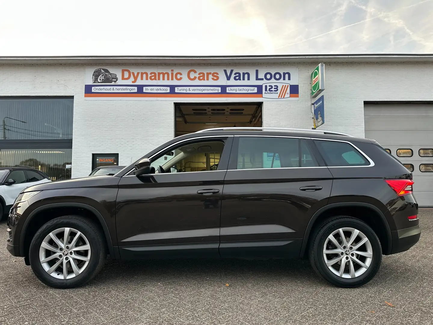 Skoda Kodiaq 1.4TSI DSG Full-Option 1Eigenaar Carplay Camera Brun - 2