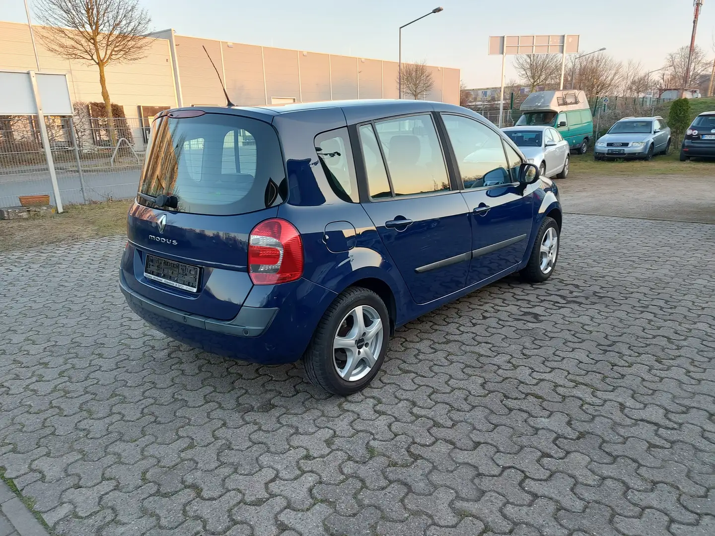 Renault Grand Modus Modus 1.2 16V TCE Authentique Blau - 2