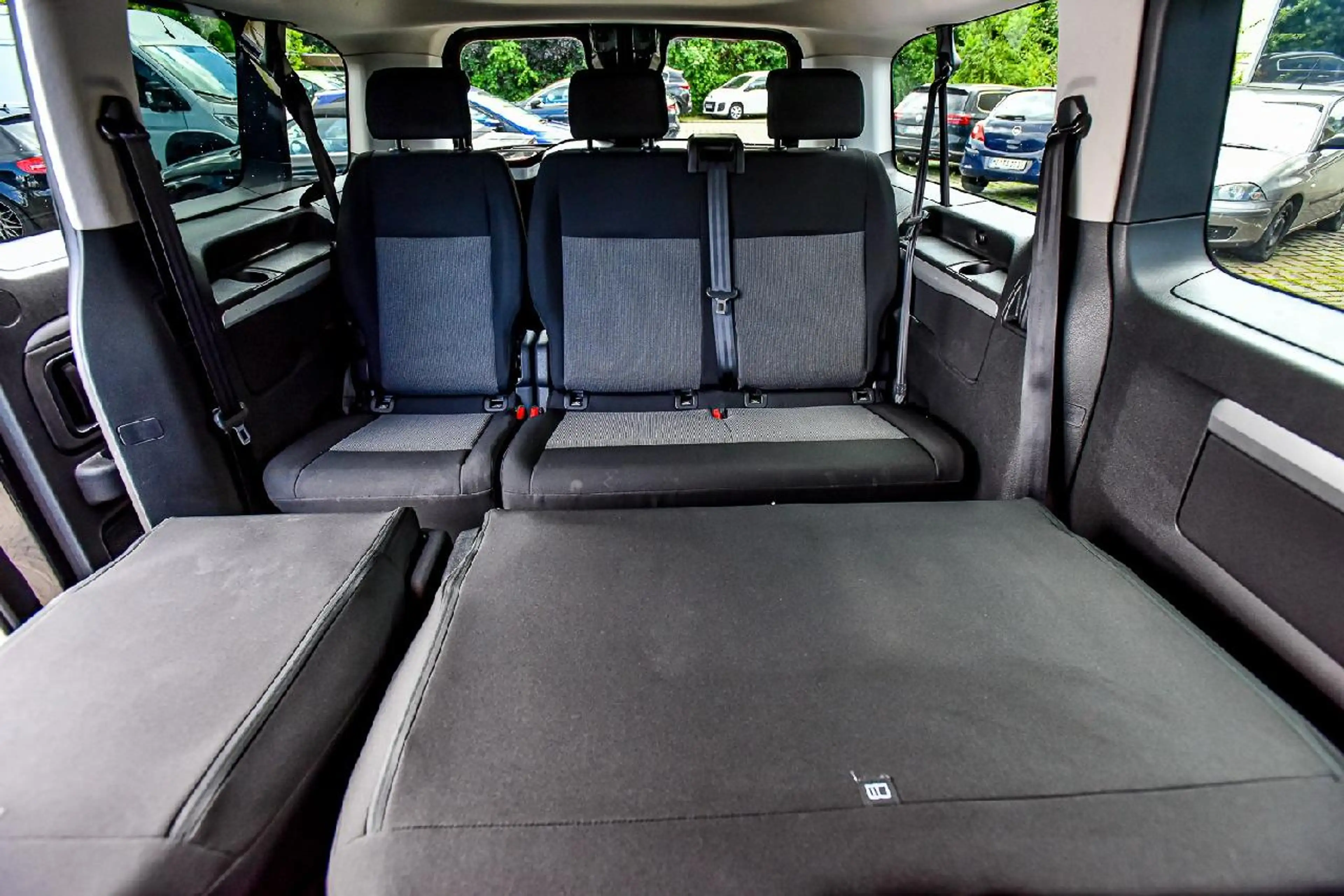 Opel Zafira Life Selection L — photo 15