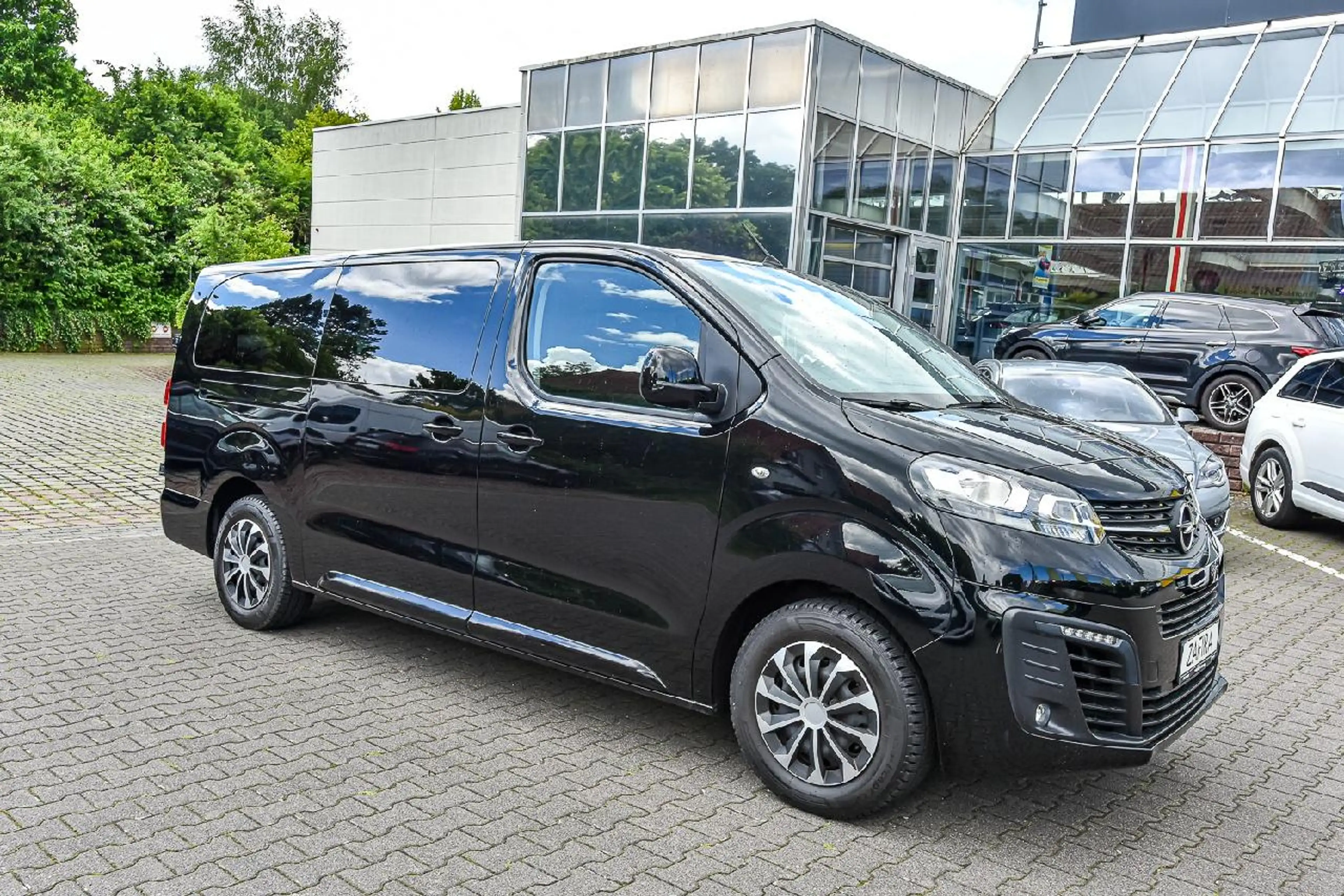 Opel Zafira Life Selection L — photo 3