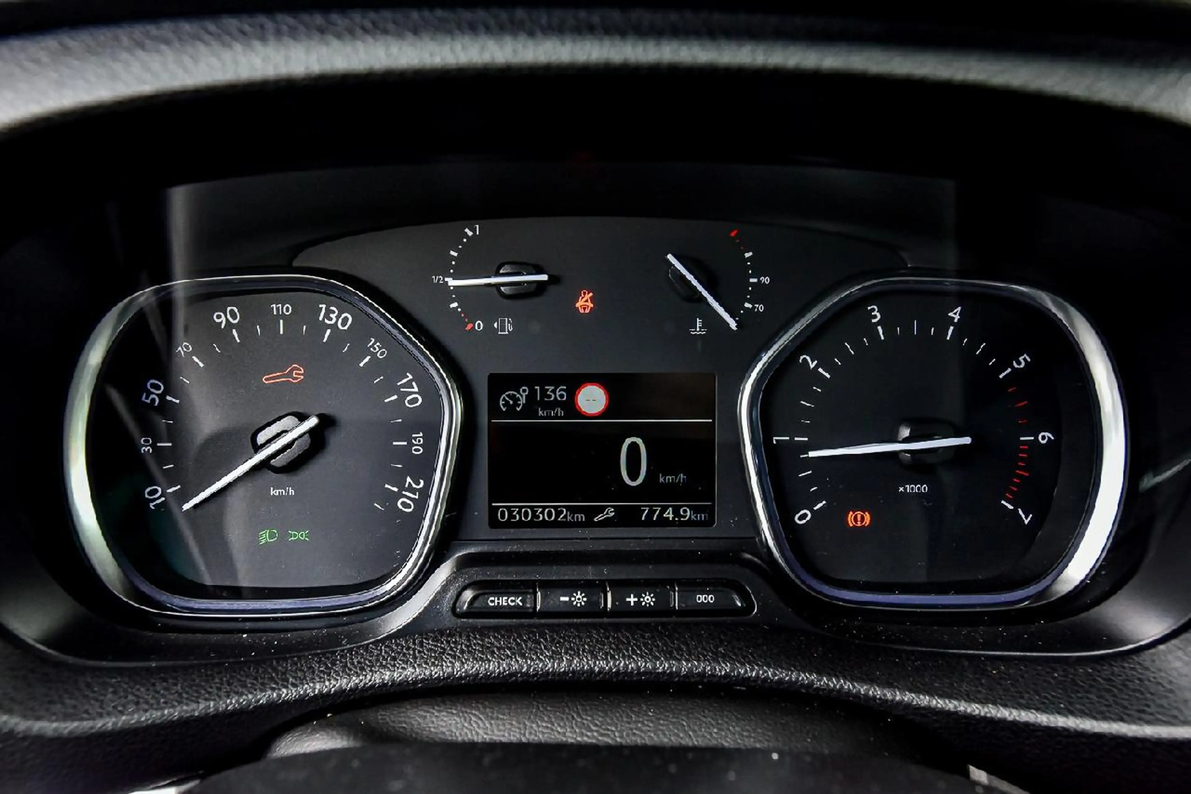 Opel Zafira Life Selection L — photo 12