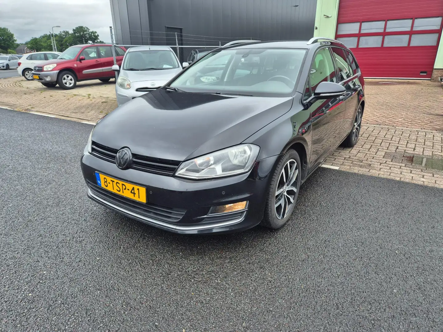 Volkswagen Golf Variant 1.2 TSI Highline Clima Navi trekhaak Apk 02-26 Black - 1
