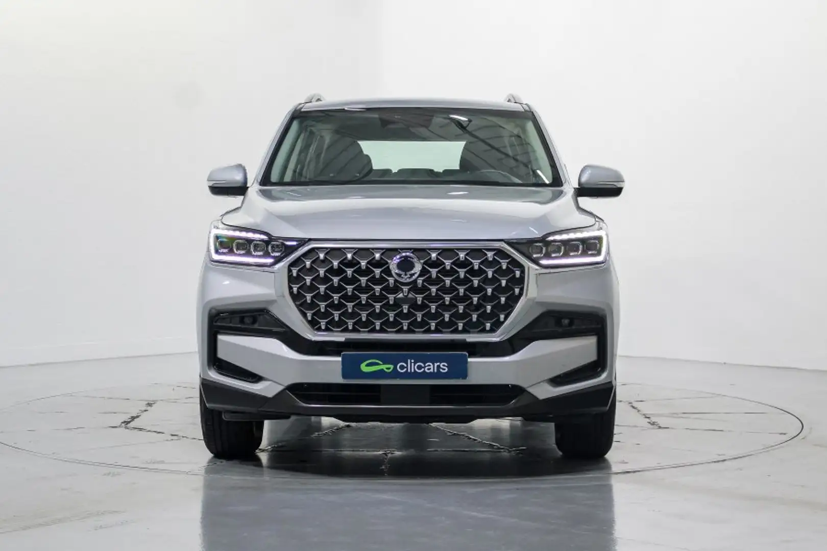 SsangYong Rexton D22 DTR Pro 4x4 Aut. Gris - 2