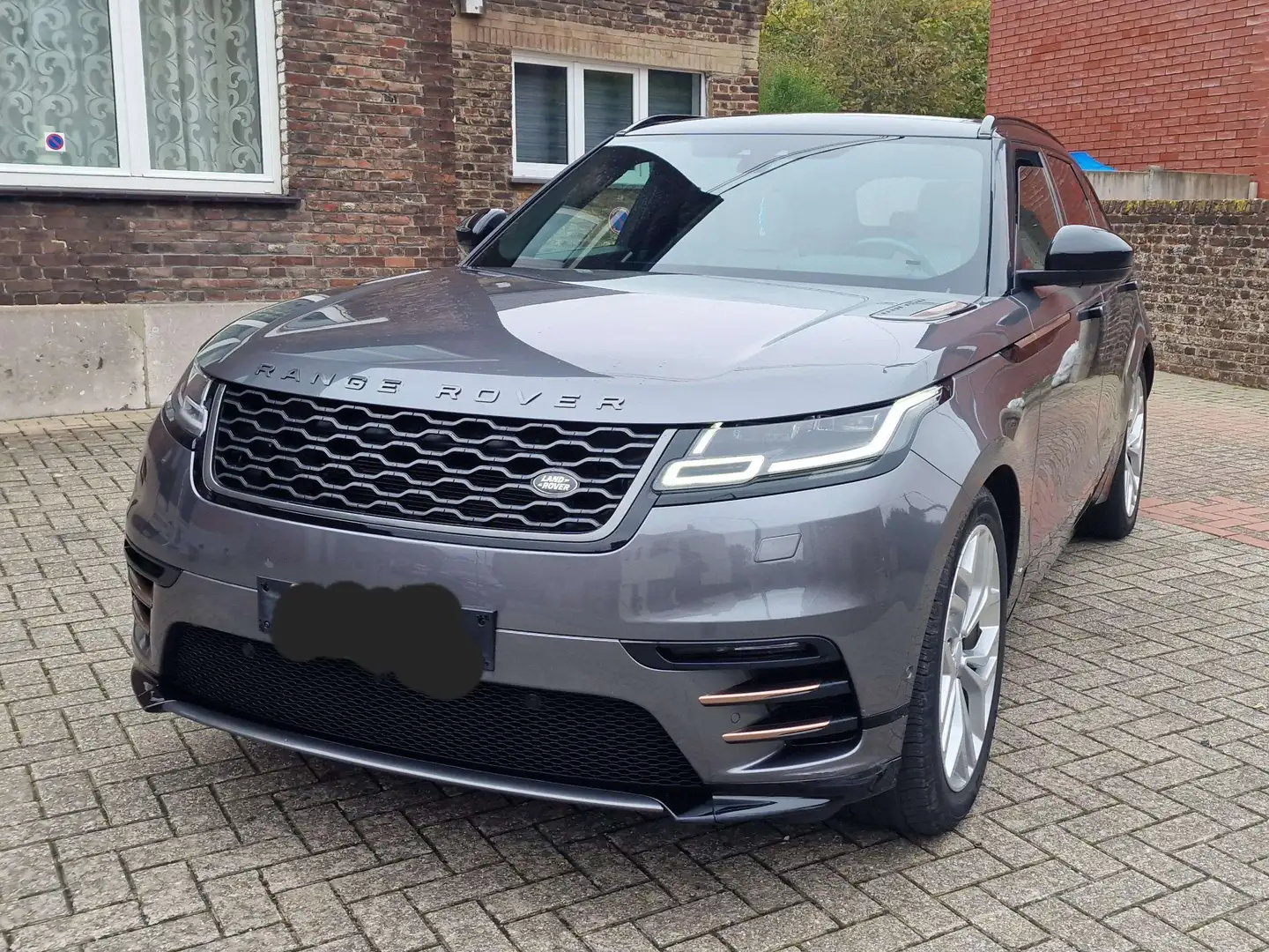 Land Rover Range Rover Velar Velar 3.0 R-Dynamic HSE  Full /bien lire offre svp Noir - 2