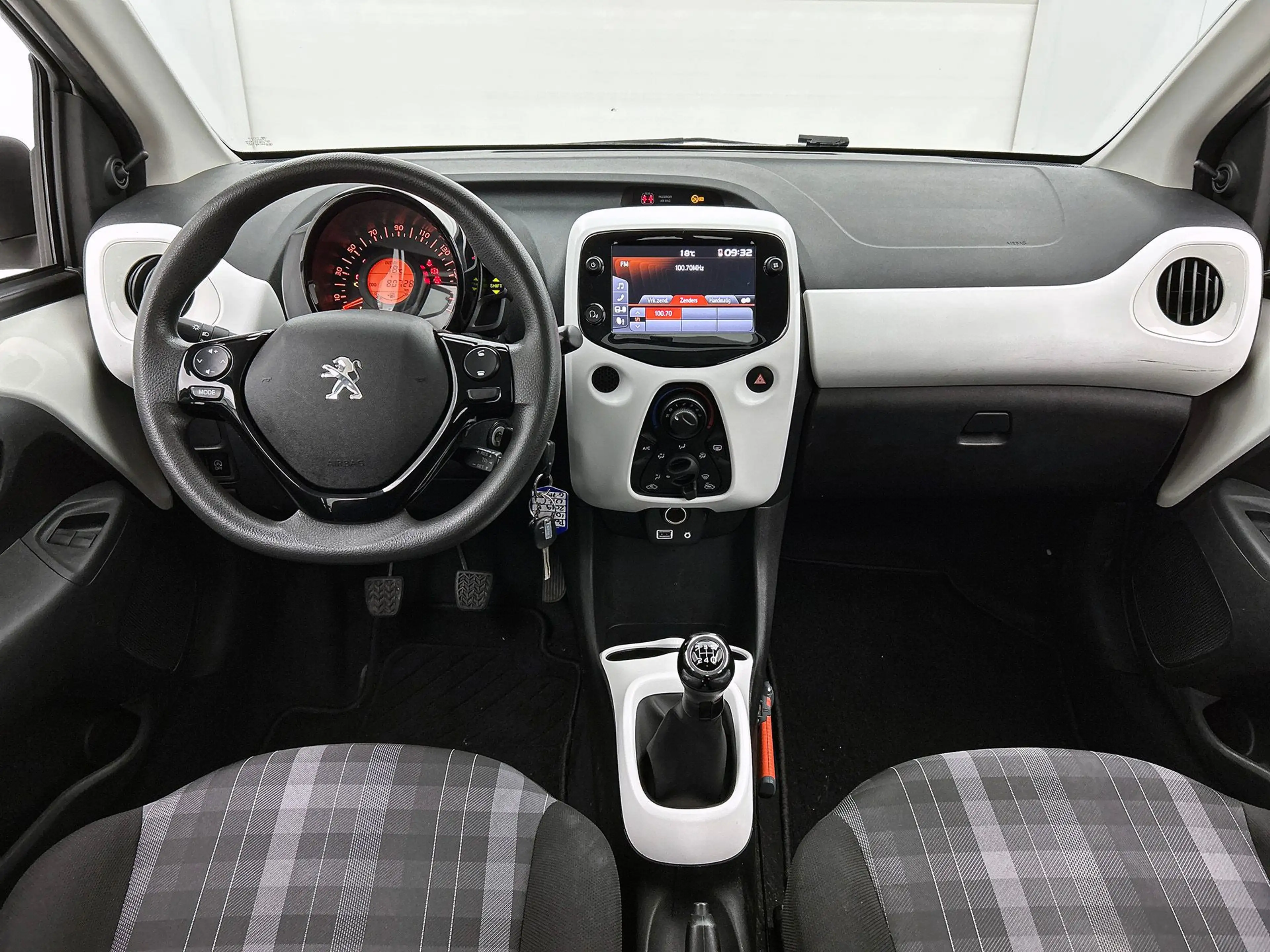 Peugeot 108 1.0 e-VTi Active | Airco | CarPlay | — photo 5