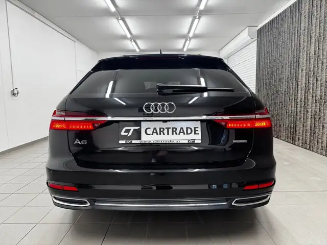 Audi A6 Avant view 8
