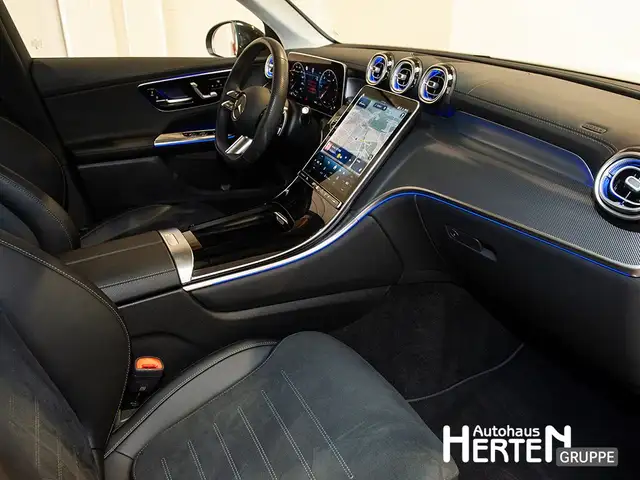 Mercedes-Benz GLC view 6