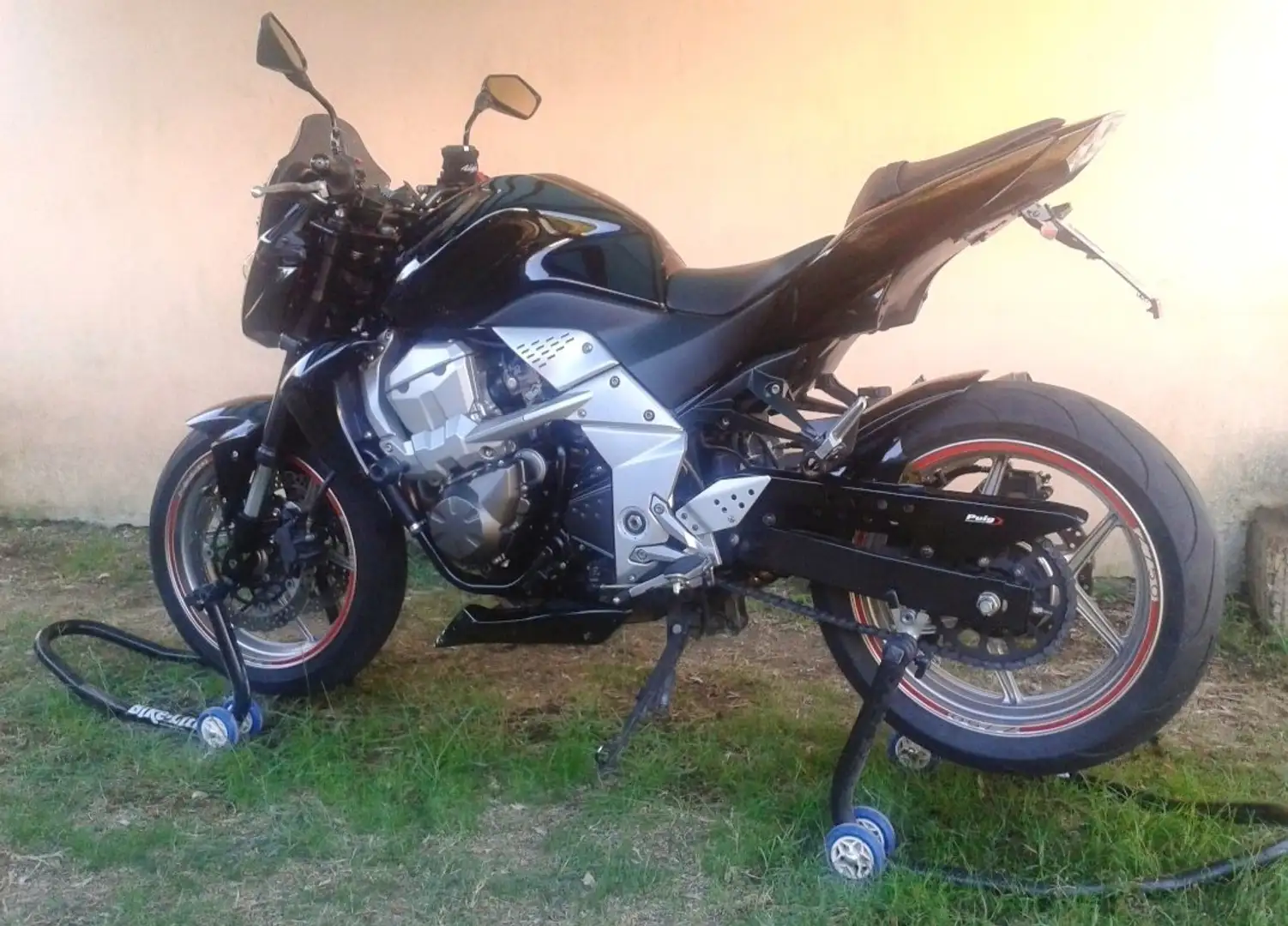 Kawasaki Z 750 Чёрный - 2