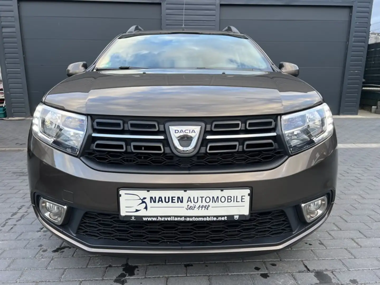 Dacia Logan MCV II Comfort Automatik+Navi+RFK+1.Hand+ Brun - 2