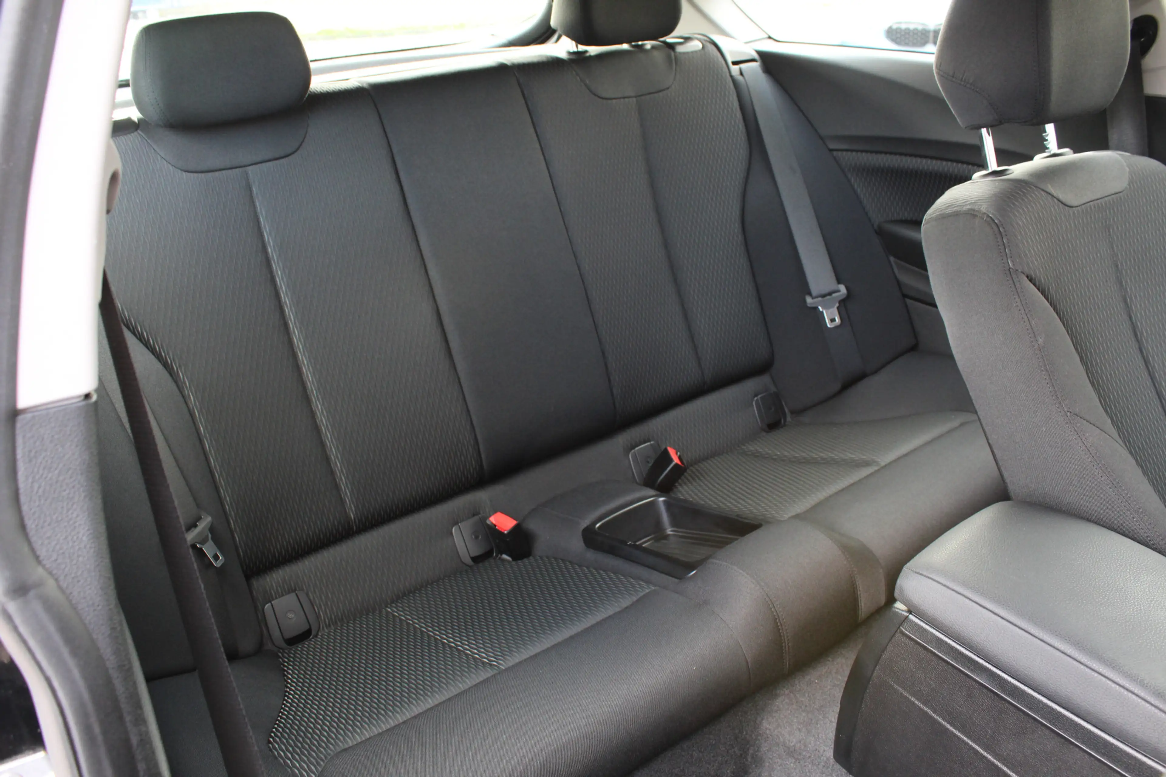 BMW 114 1-serie 114i EDE / PDC / Stoelverwarming / 17" LMV — photo 11