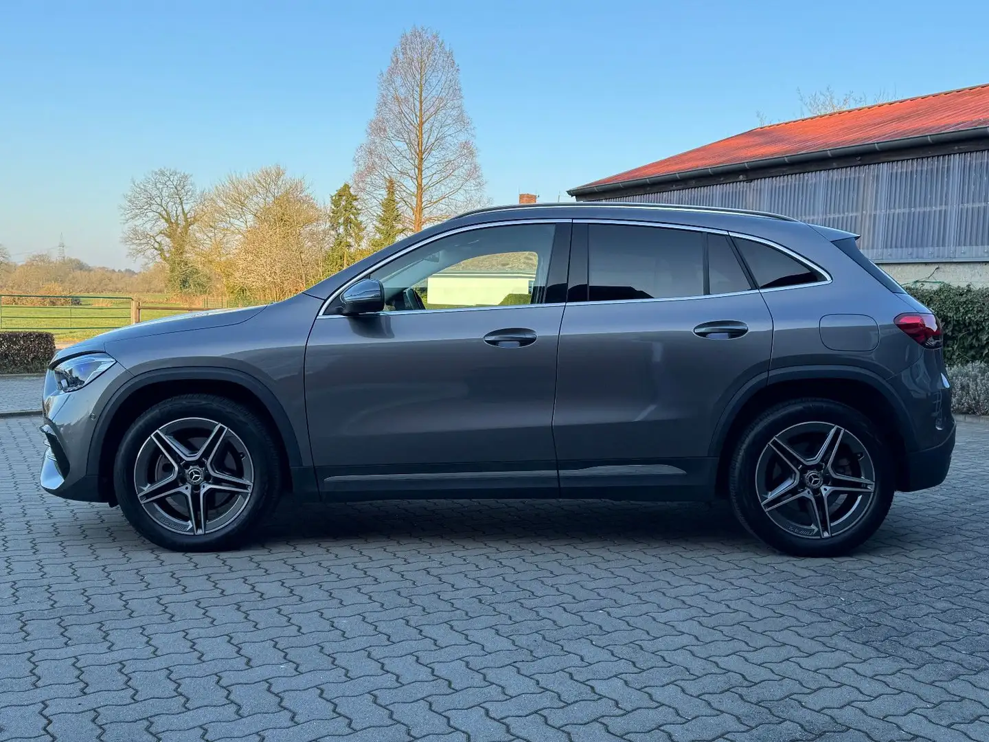 Mercedes-Benz GLA 250 e AMG LINE 19"Pano,Burm,UPE ca.64700,- Gris - 2