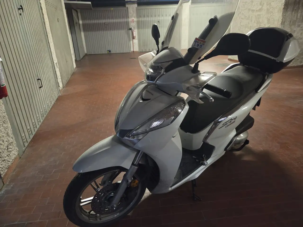 Honda SH 300