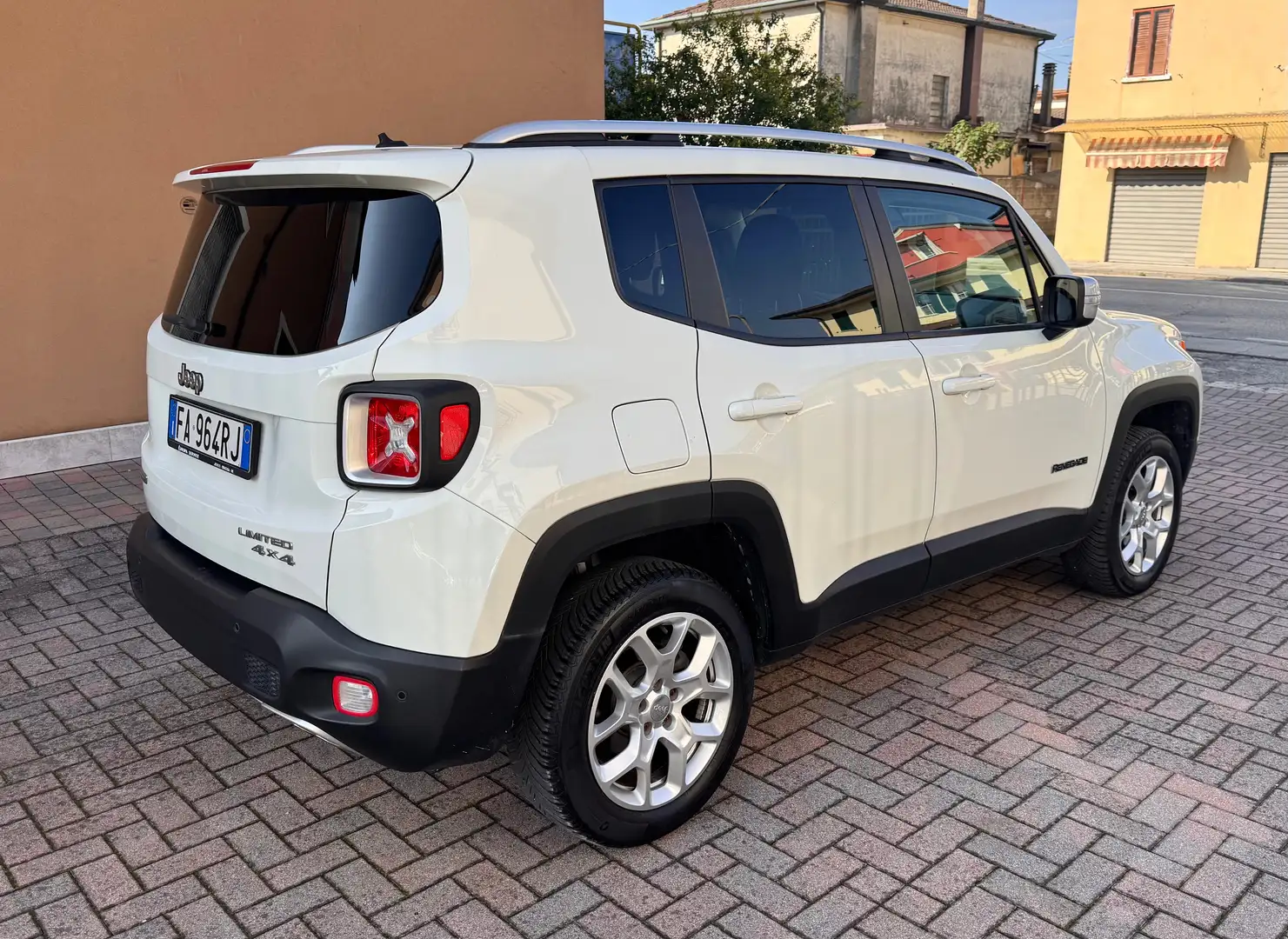 Jeep Renegade Renegade 2.0 mjt Limited 4wd 140cv Blanc - 2