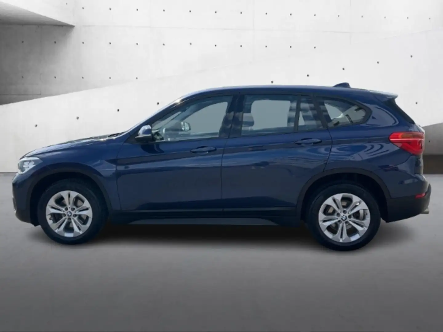 BMW X1 sDrive18i Automatik Navigation Klima PDC Bleu - 2