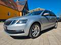 Skoda Octavia Combi Drive 4x4 Silber - thumbnail 2