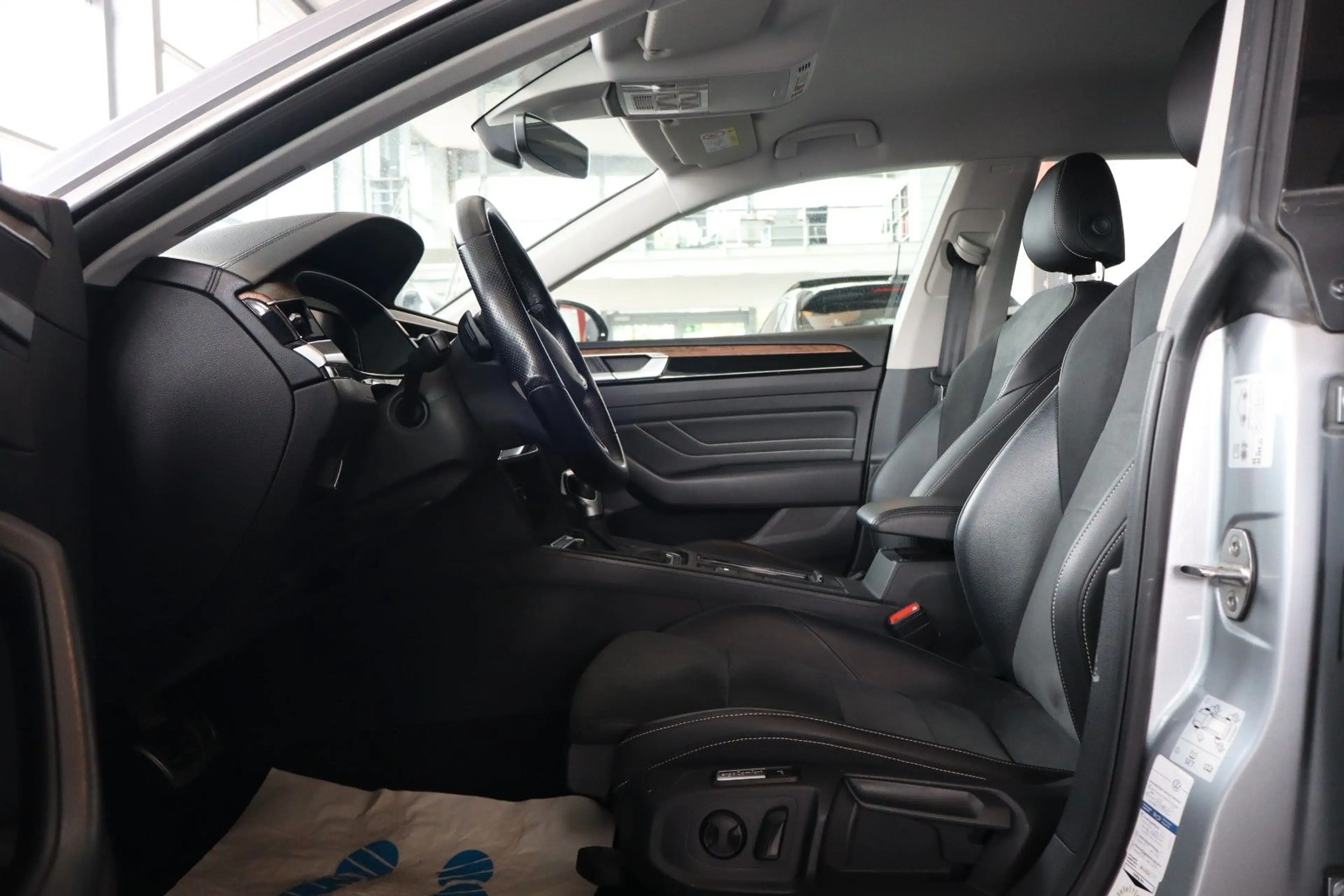 Volkswagen Arteon Shooting Brake eHybrid,KameraNaviMATRIX — photo 8