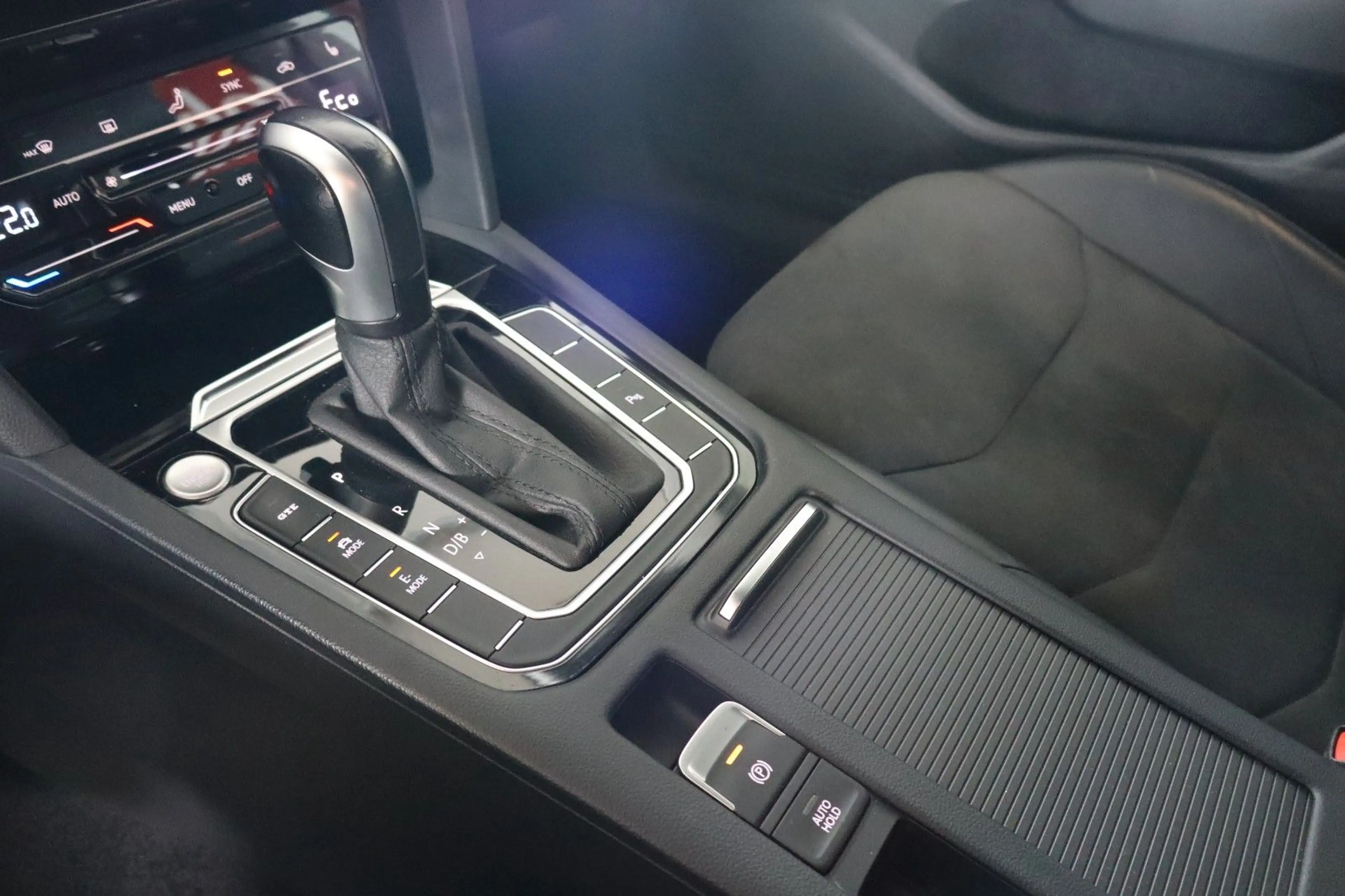 Volkswagen Arteon Shooting Brake eHybrid,KameraNaviMATRIX — photo 12