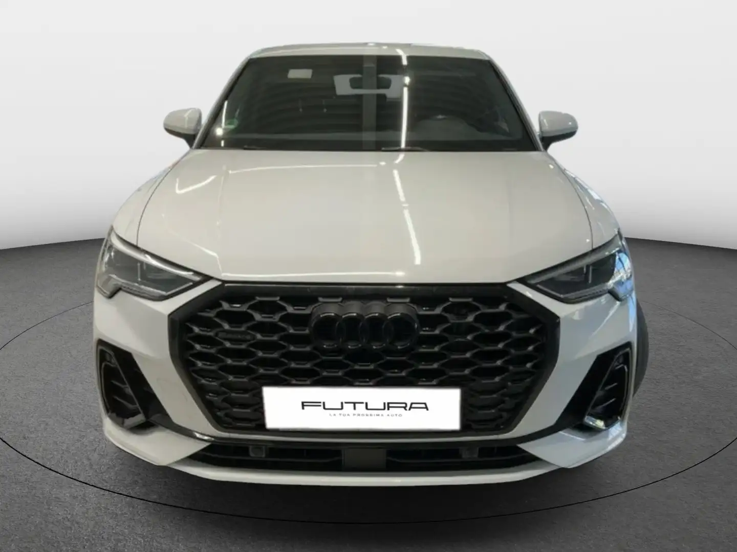 Audi Q3 Sportback 40 TFSI 2.0 190CV S-line Black Edition Bianco - 2