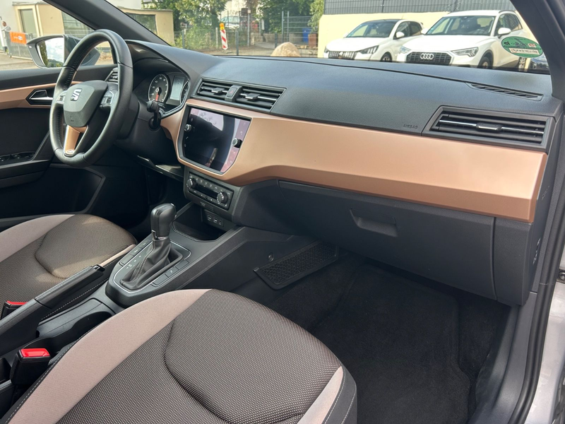 SEAT Ibiza Xcellence *DSG*LED*Keyless*Carplay* — photo 11