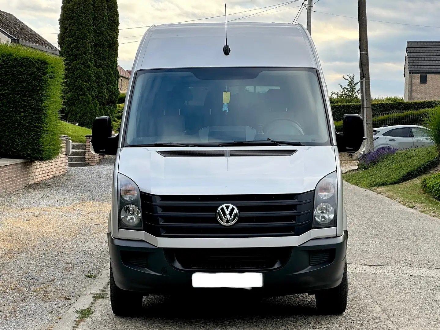 Volkswagen Crafter 2.0 TDi 136 CV / 6Places _ Airco_ H2L2 - 134 000Km Zilver - 2