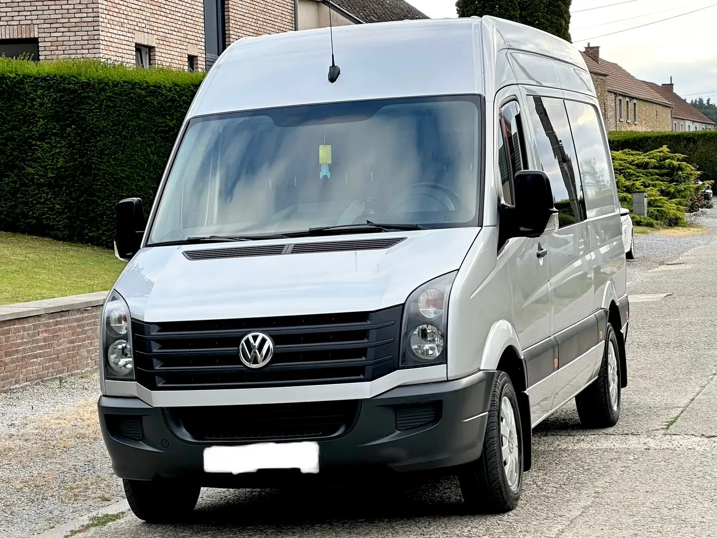 Volkswagen Crafter 2.0 TDi 136 CV / 6Places _ Airco_ H2L2 - 134 000Km Zilver - 1