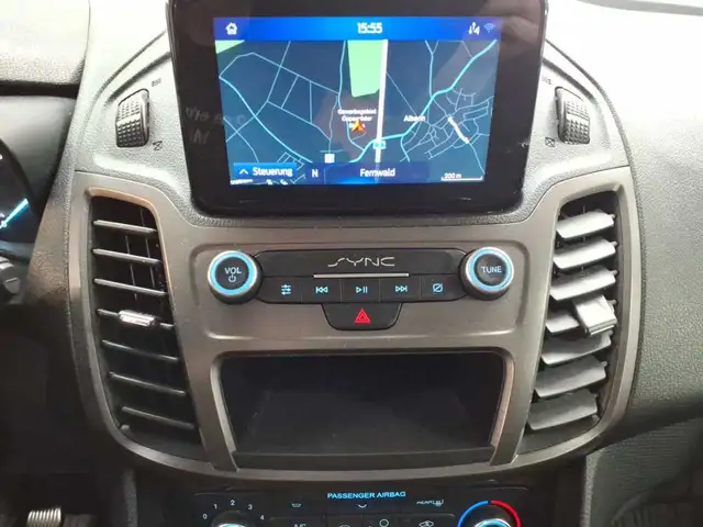 Ford Transit view 14