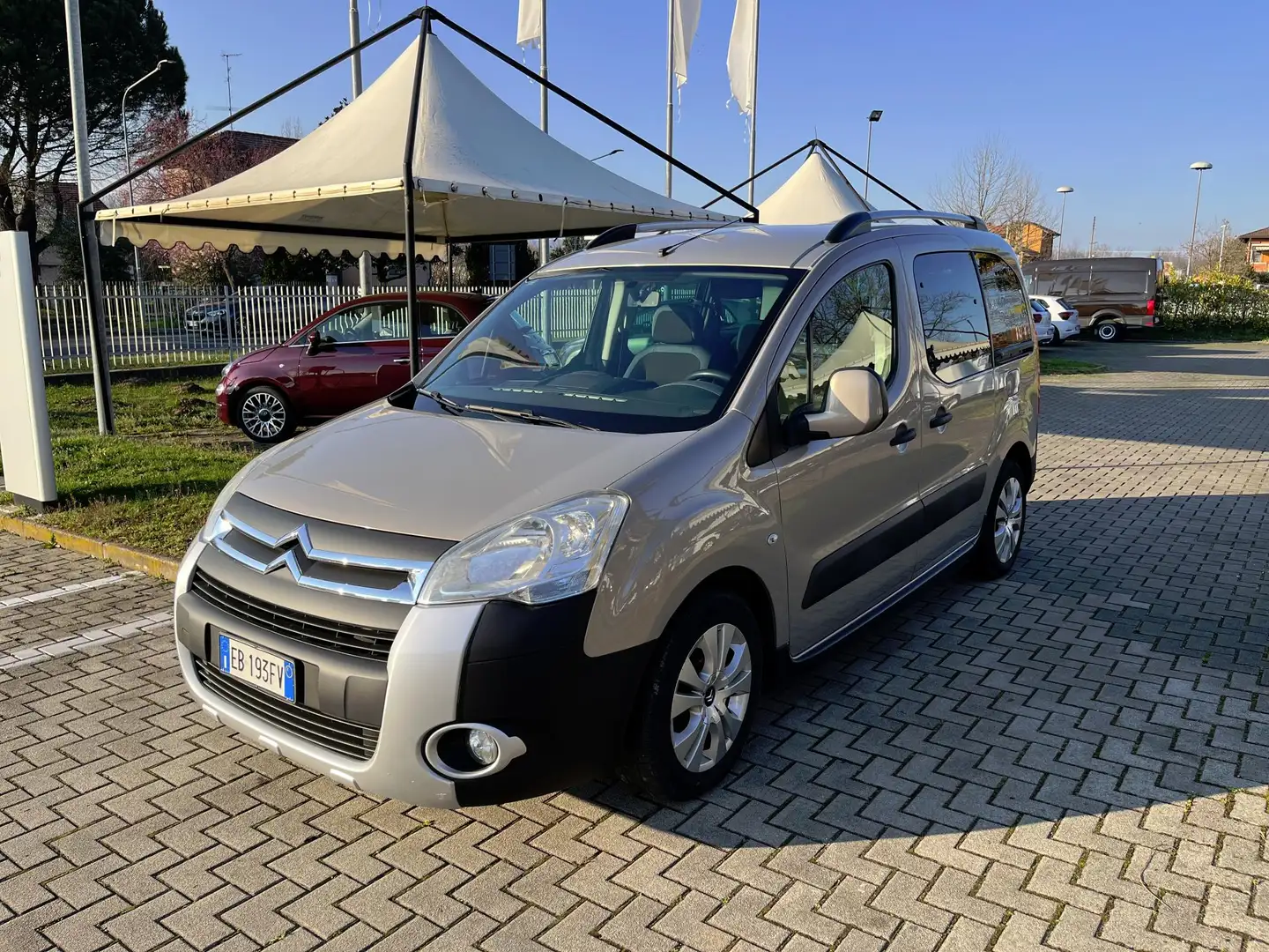 Citroen Berlingo 1.6 HDI 90cv Beige - 1