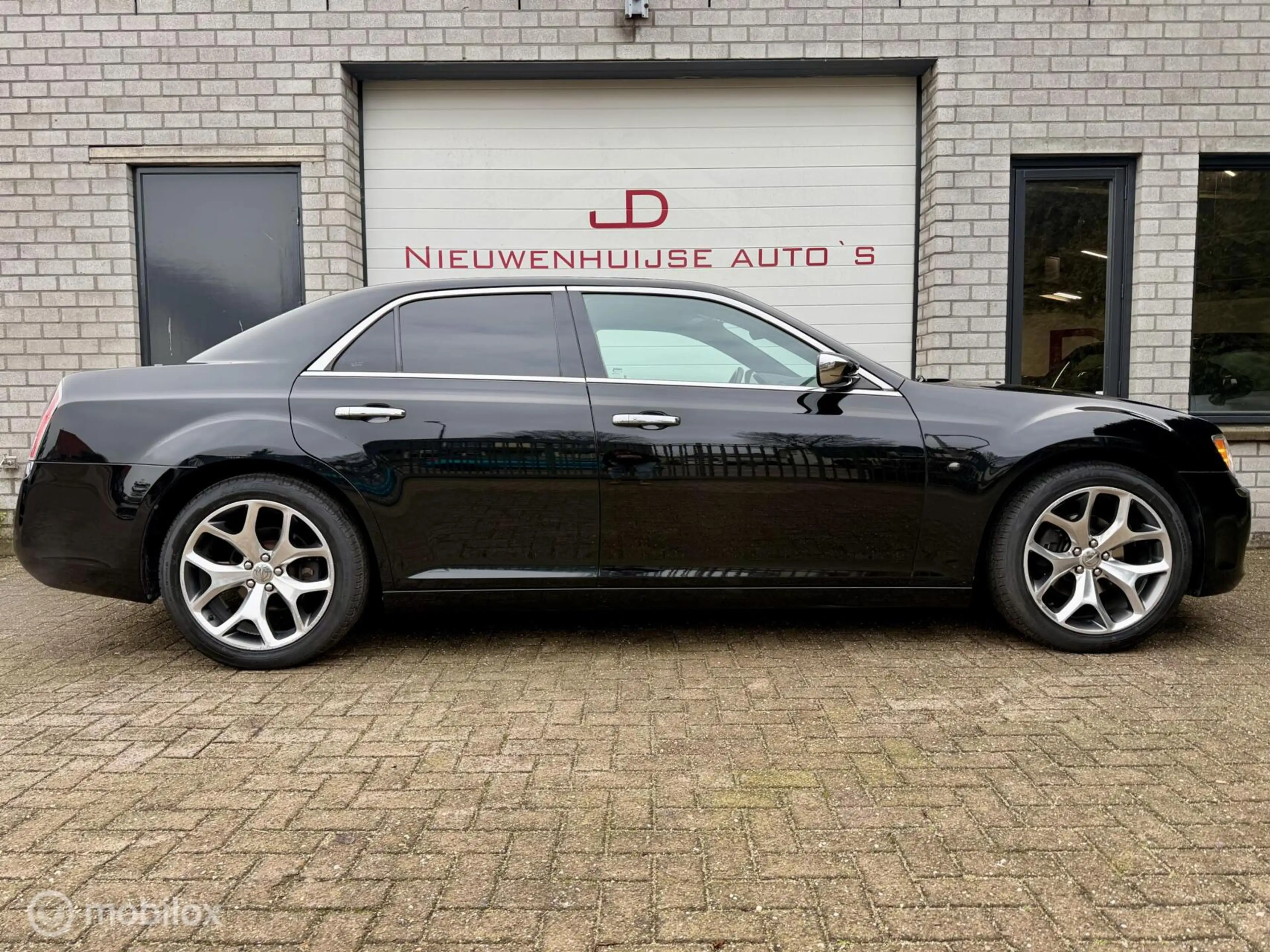 Chrysler 300C 3.6 V6, LPG, 139.000km, leder, navi, 20 inch! — photo 11