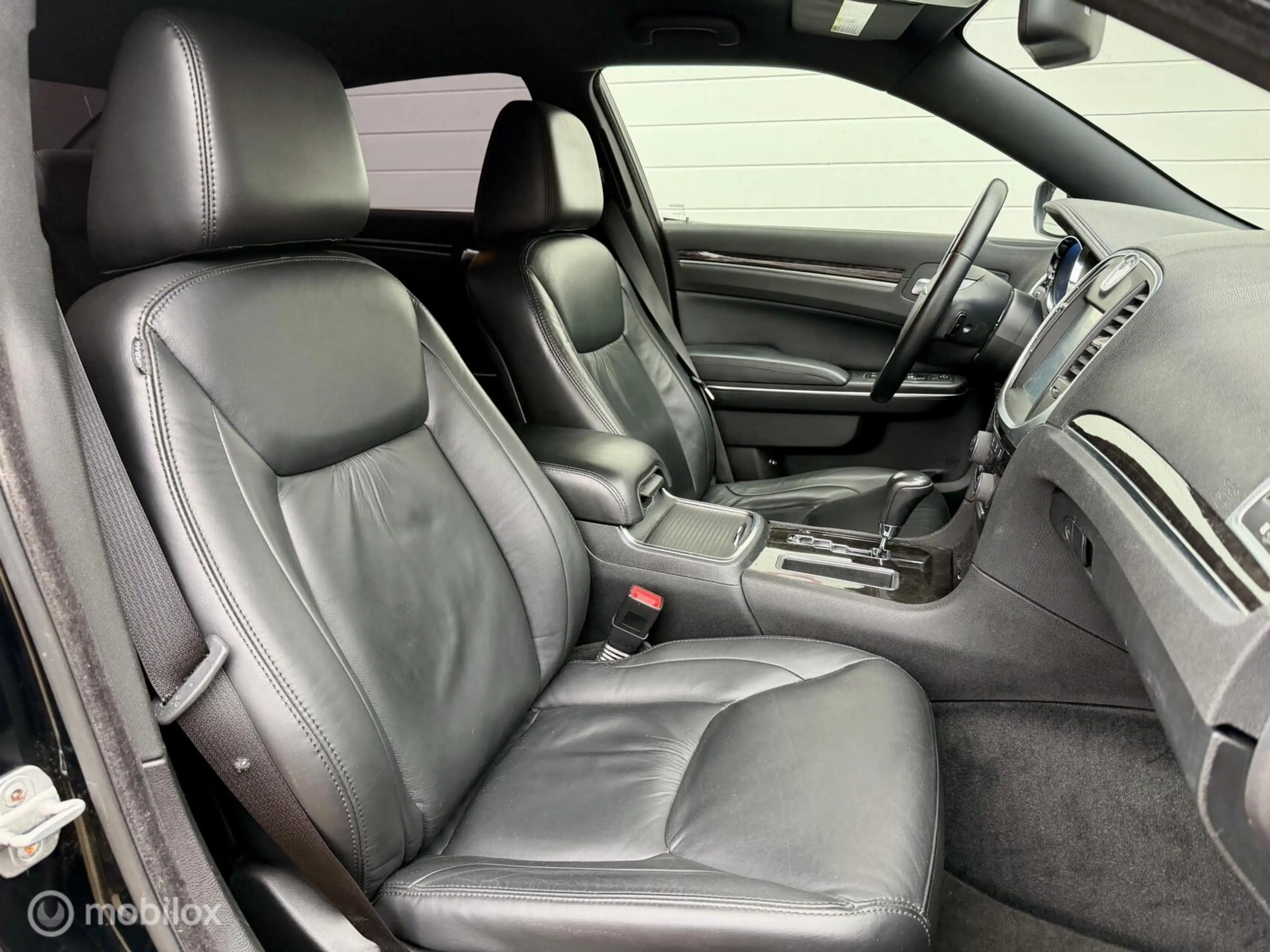 Chrysler 300C 3.6 V6, LPG, 139.000km, leder, navi, 20 inch! — photo 14