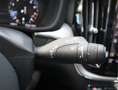 Volvo XC60 2.0 B5 250 PK Momentum Exclusive / Panoramadak Noir - thumbnail 33