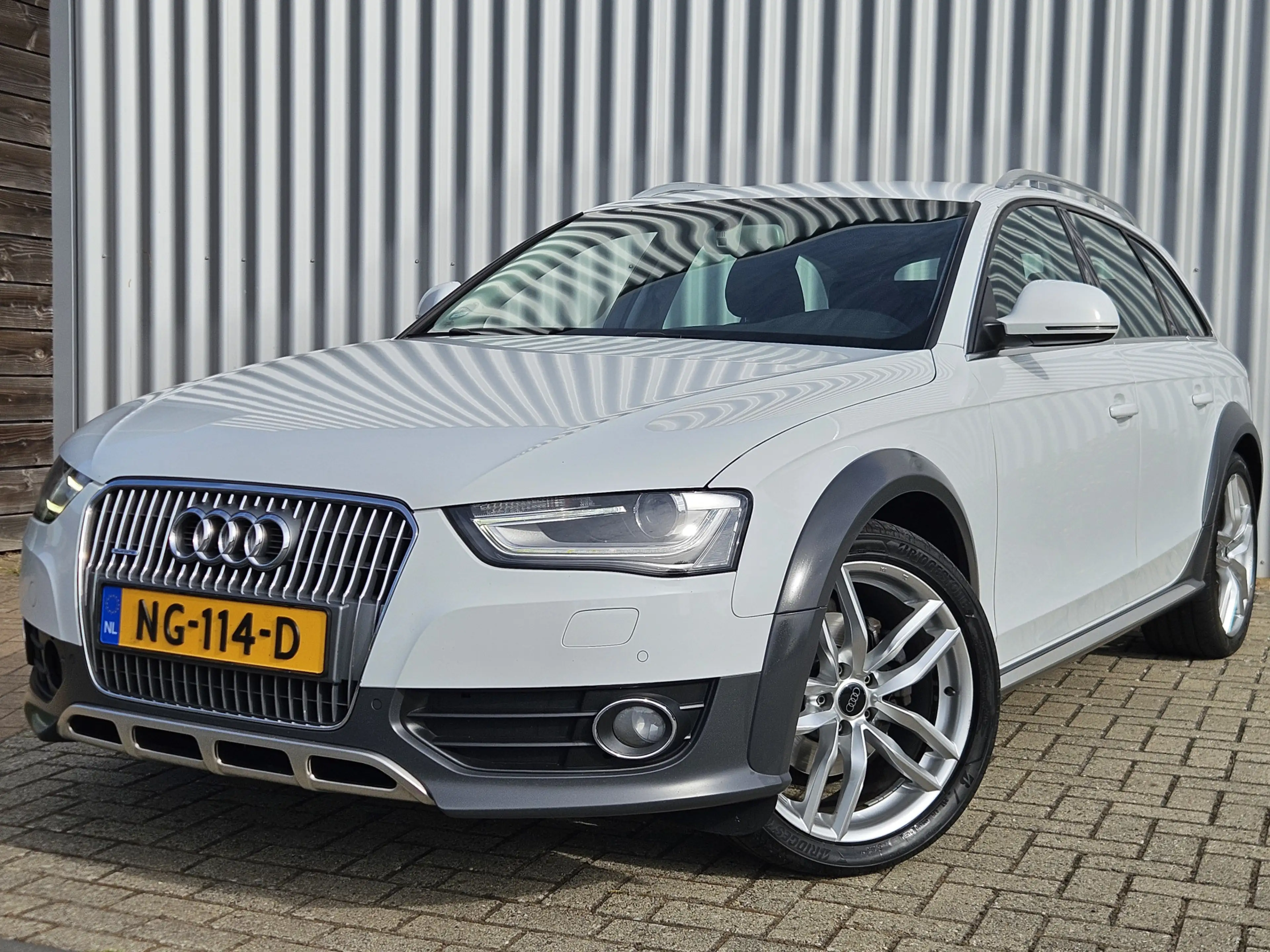 Audi A4 allroad Quattro 2.0 TDI Pro Line /Dealer Onderhouden/Euro6