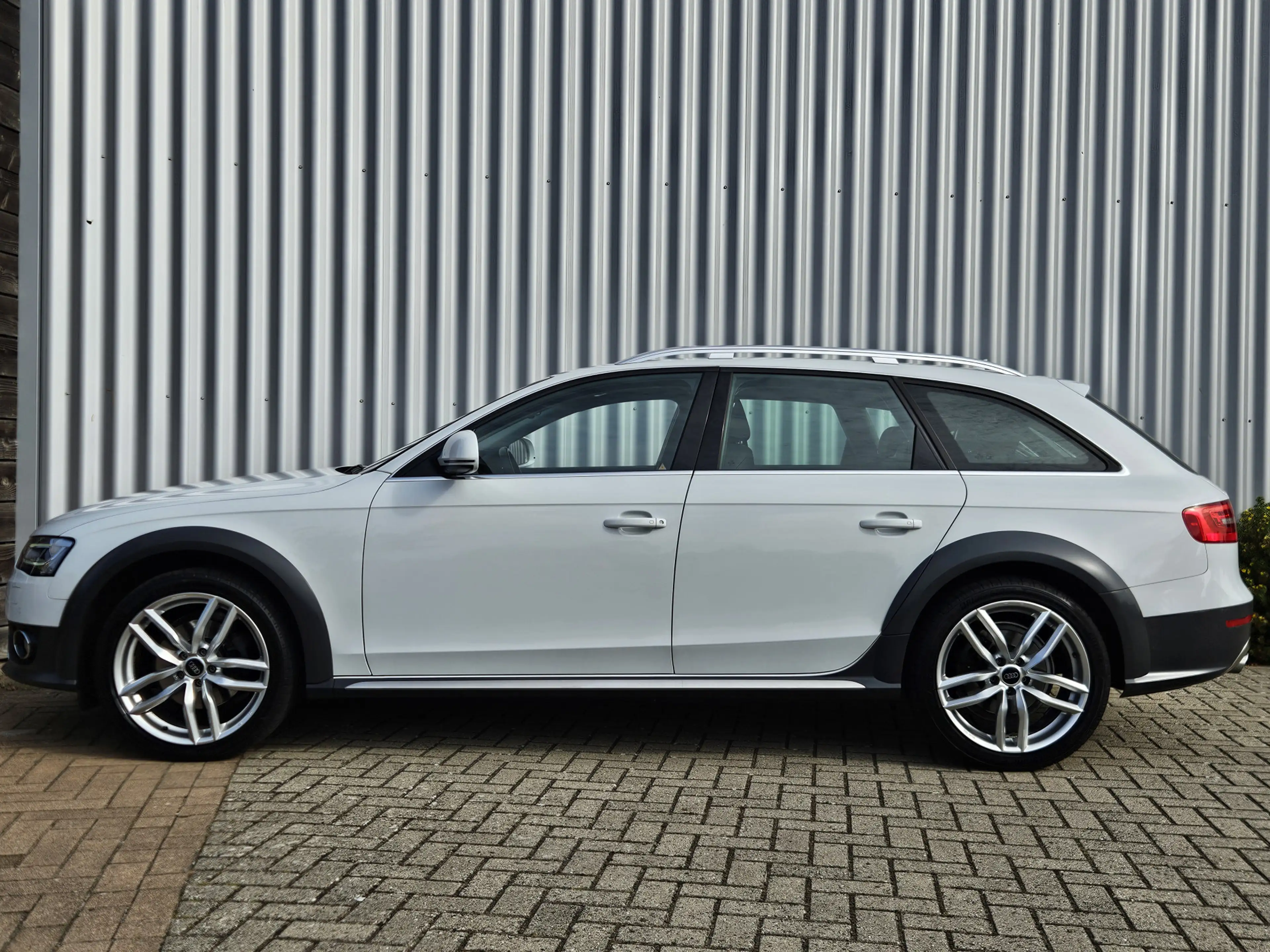 Audi A4 allroad Quattro 2.0 TDI Pro Line /Dealer Onderhouden/Euro6 — photo 2