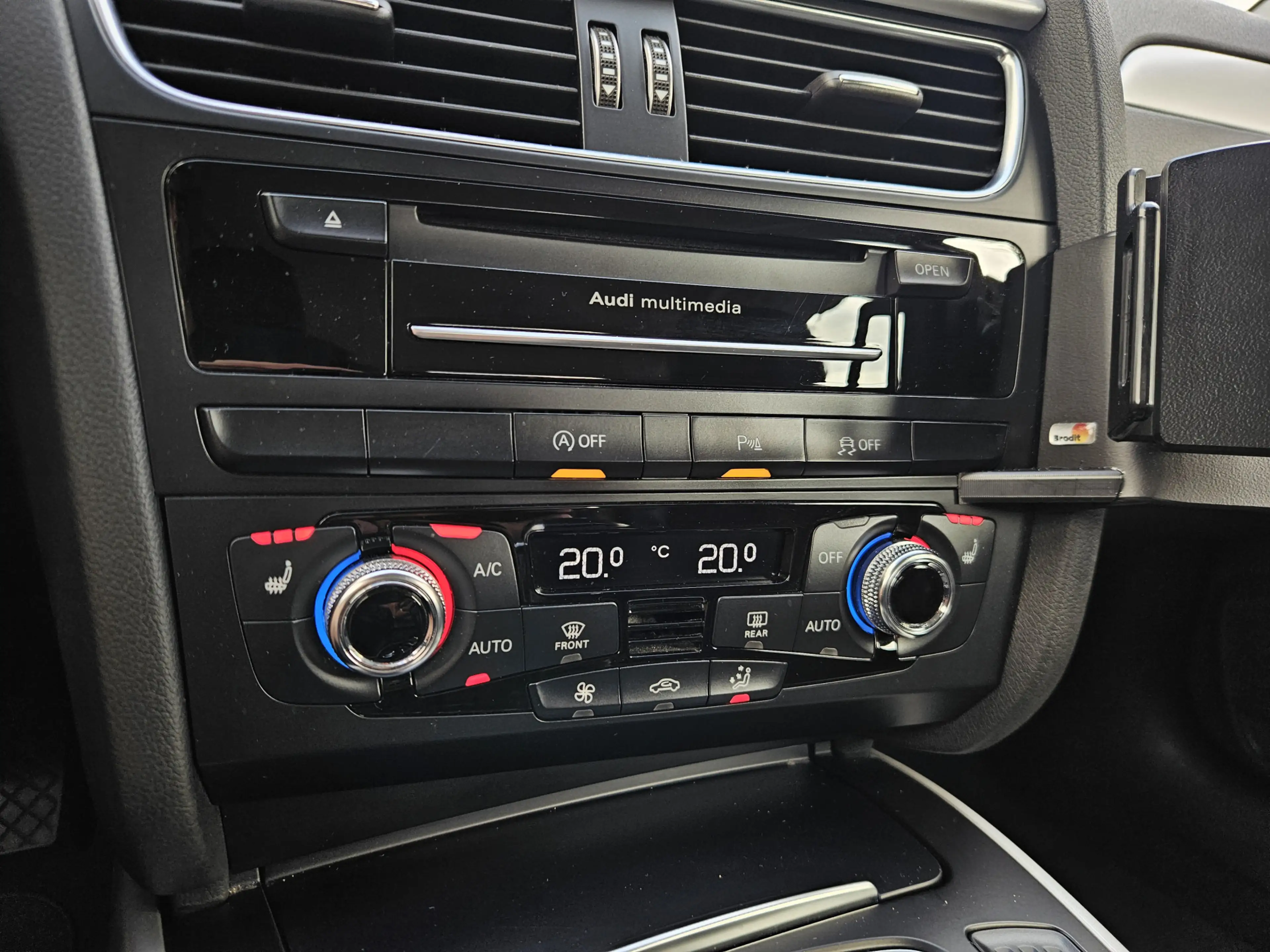 Audi A4 allroad Quattro 2.0 TDI Pro Line /Dealer Onderhouden/Euro6 — photo 19