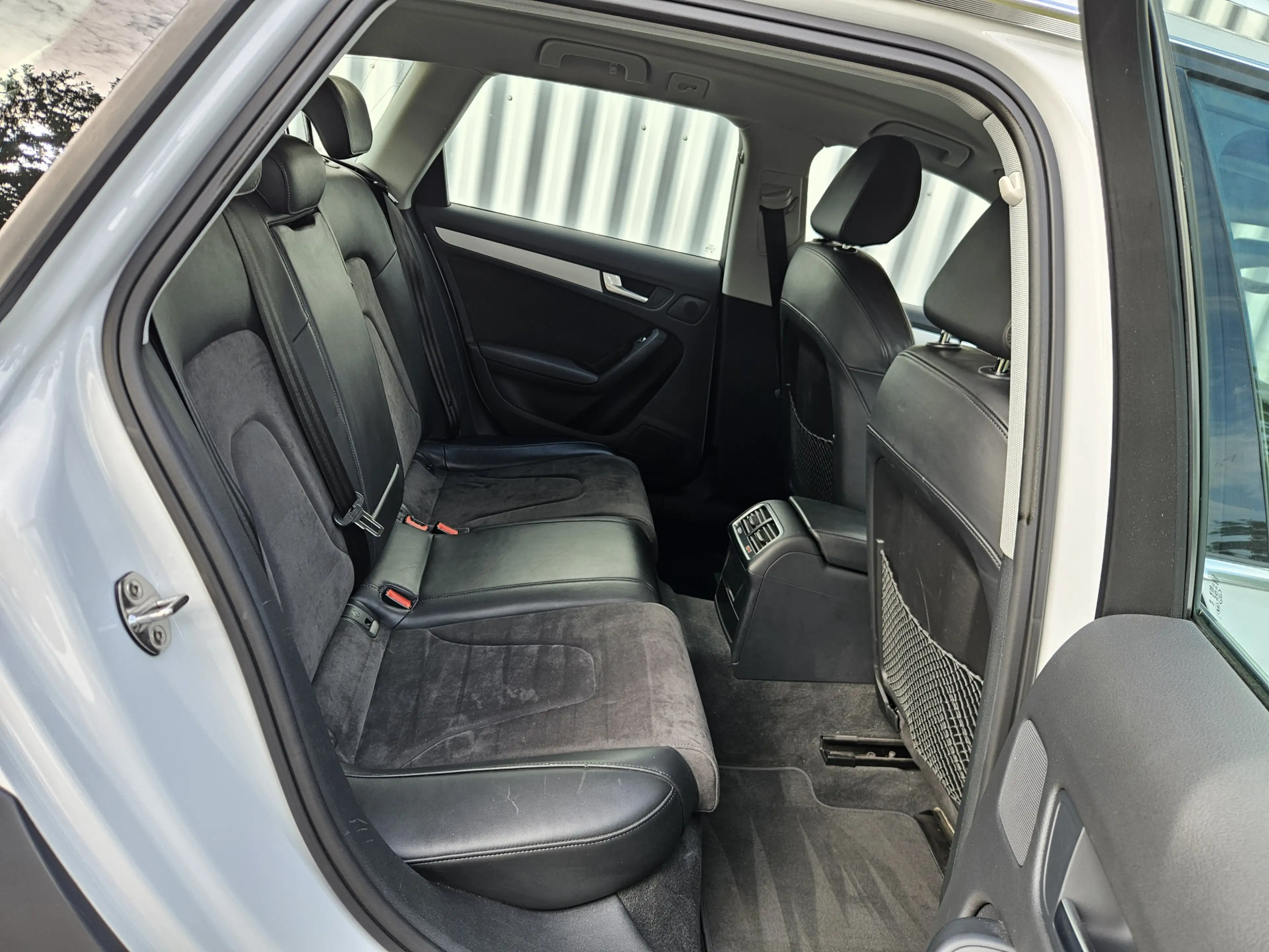 Audi A4 allroad Quattro 2.0 TDI Pro Line /Dealer Onderhouden/Euro6 — photo 11