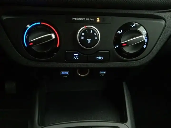 Hyundai i10 2024, foto 14