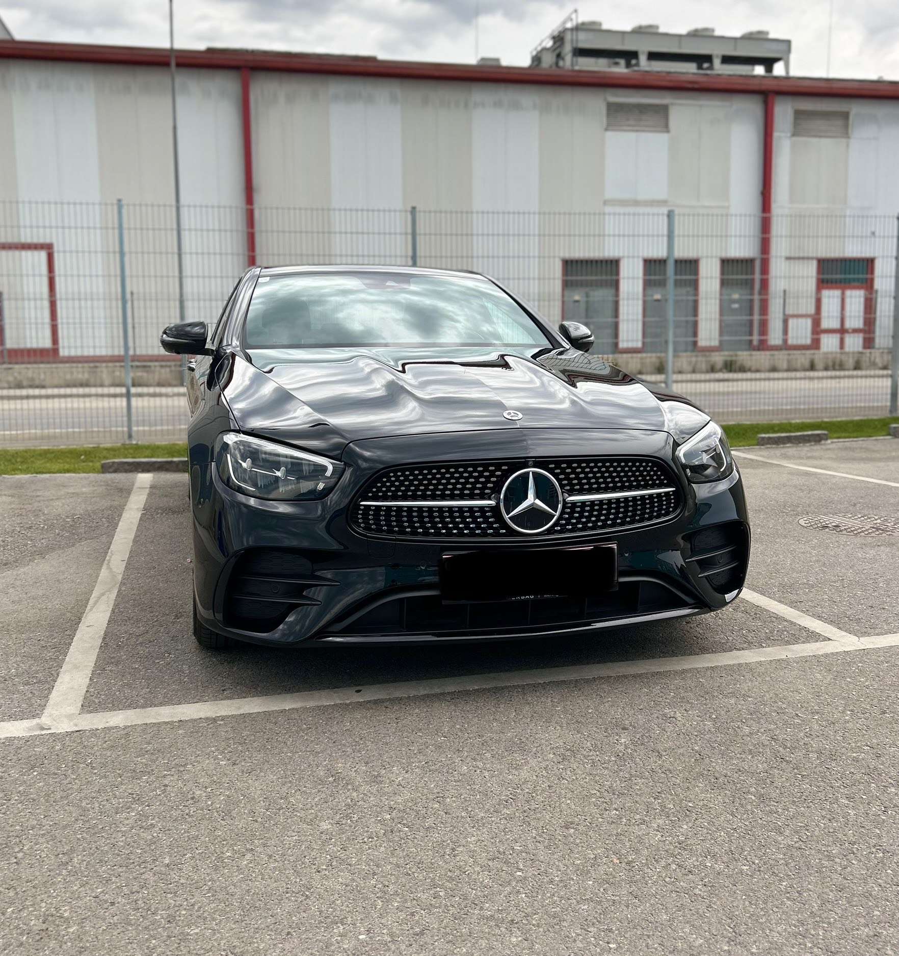 2022 Mercedes Benz E 220