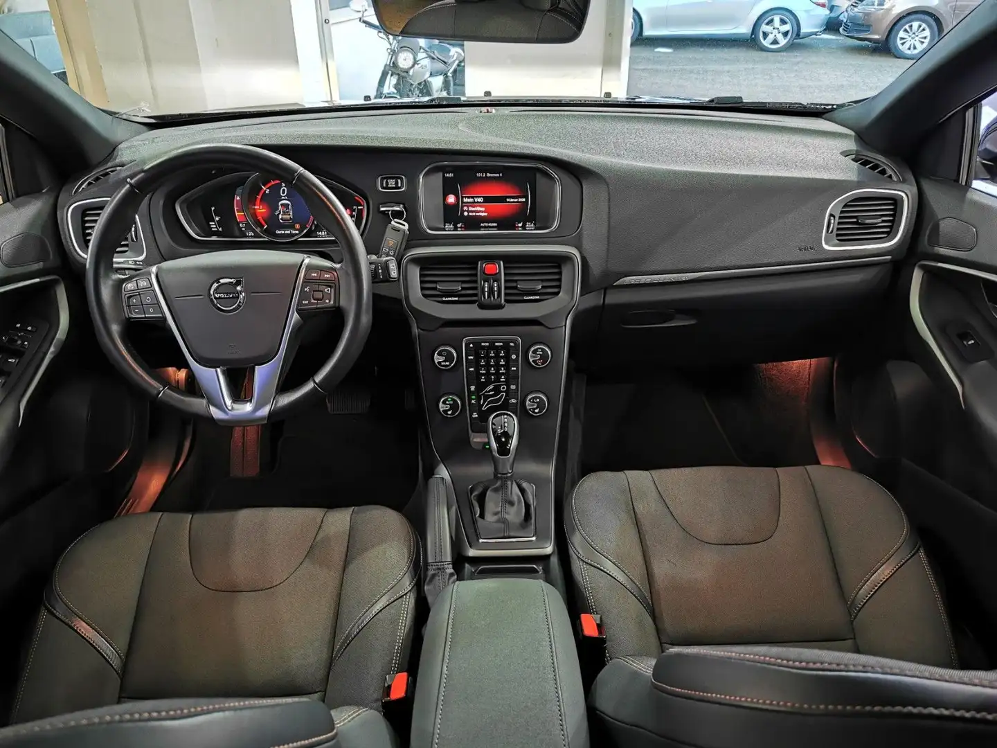 Volvo V40 Cross Country PANORAMA | KAM | LED [12M.GARANTIE] Noir - 2