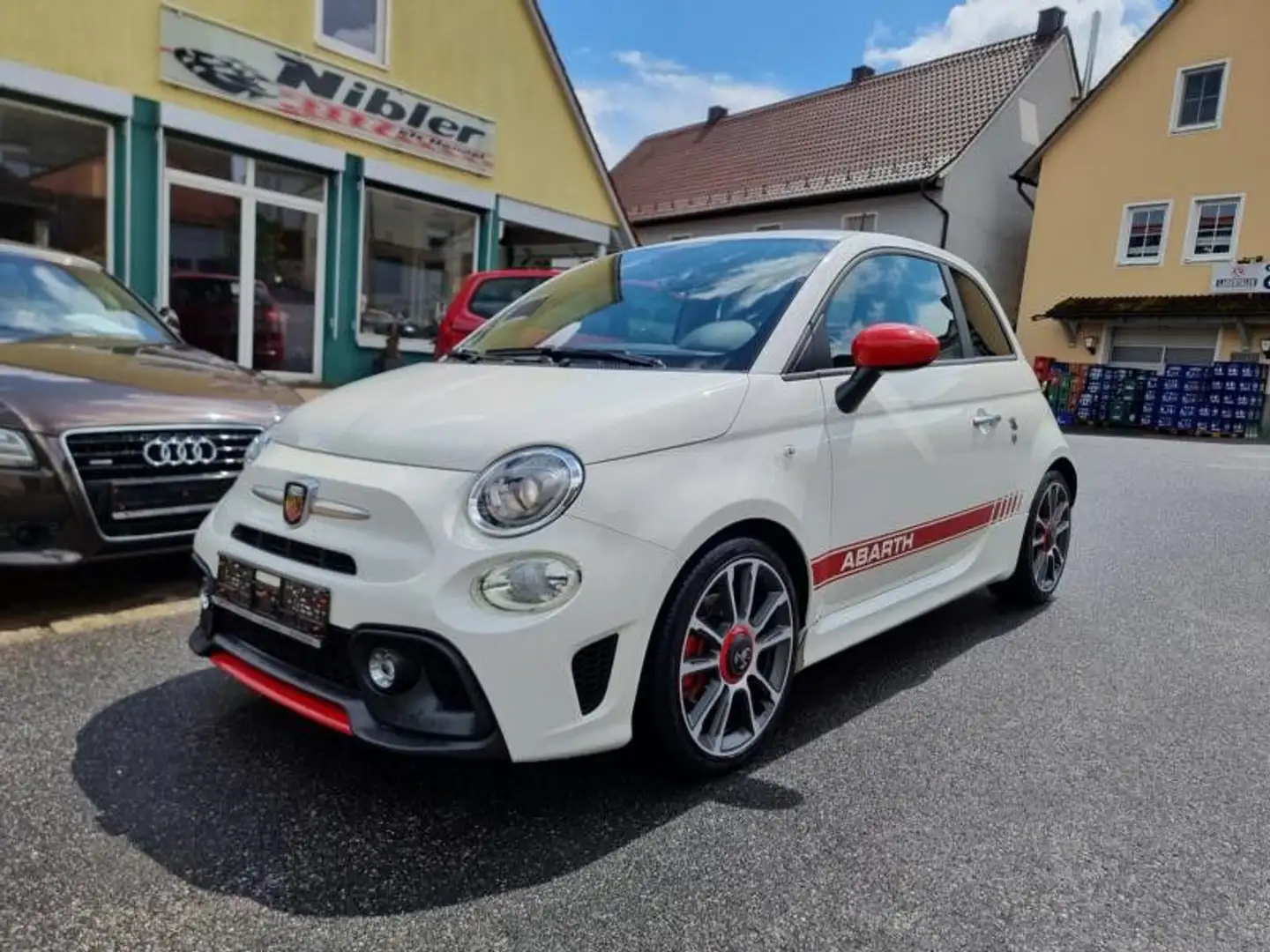 Abarth 595 Turismo T-Jet 595 Turismo NAVI+LEDER+PDC Weiß - 1