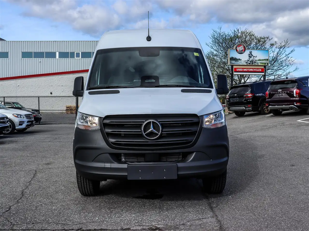 Mercedes-Benz Sprinter снимка Mercedes-Benz Sprinter