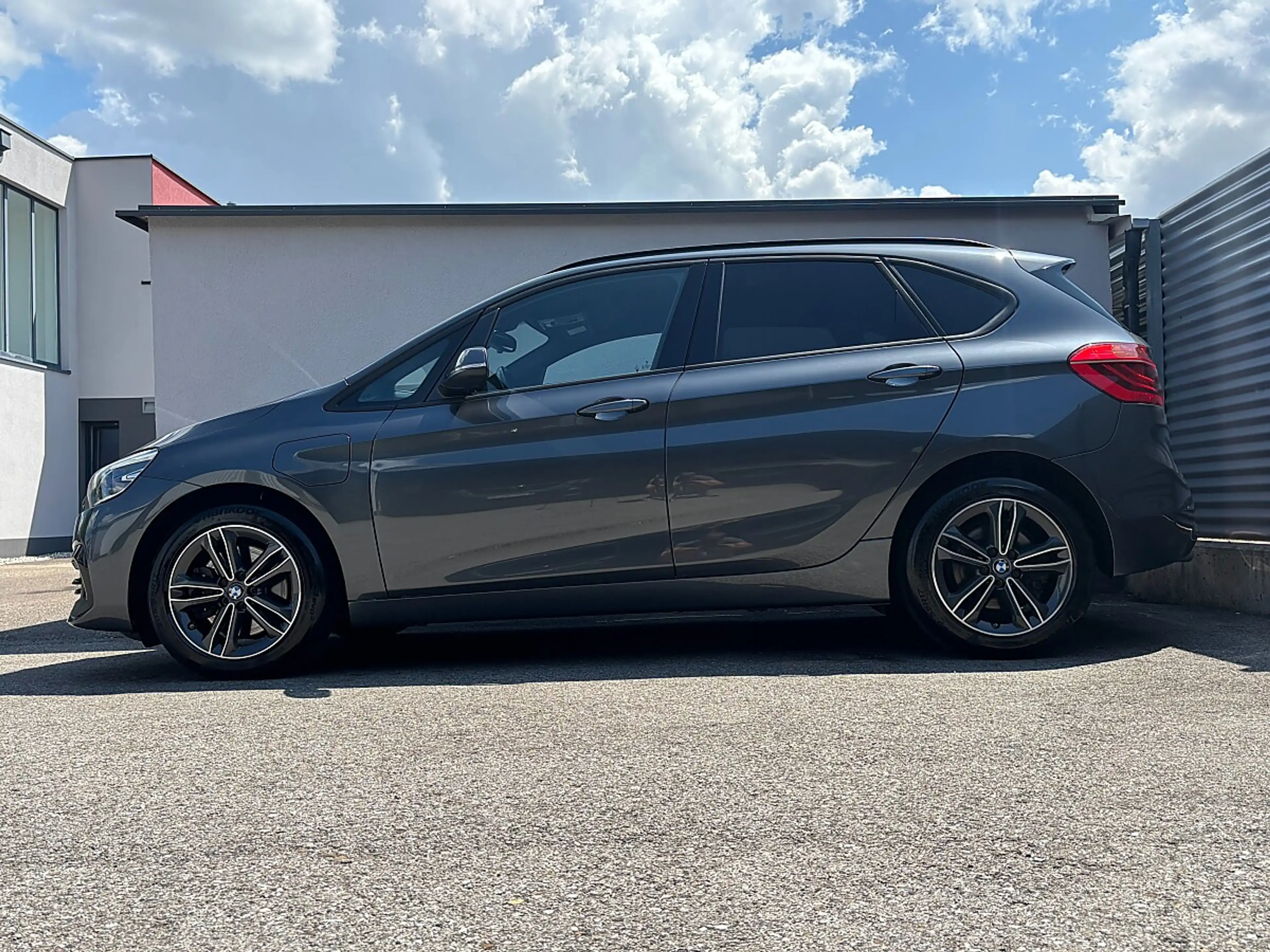 BMW 225 xe Active Tourer SPORTLINE/LED/HEADUP/ACC/RÜ.KA... — photo 12