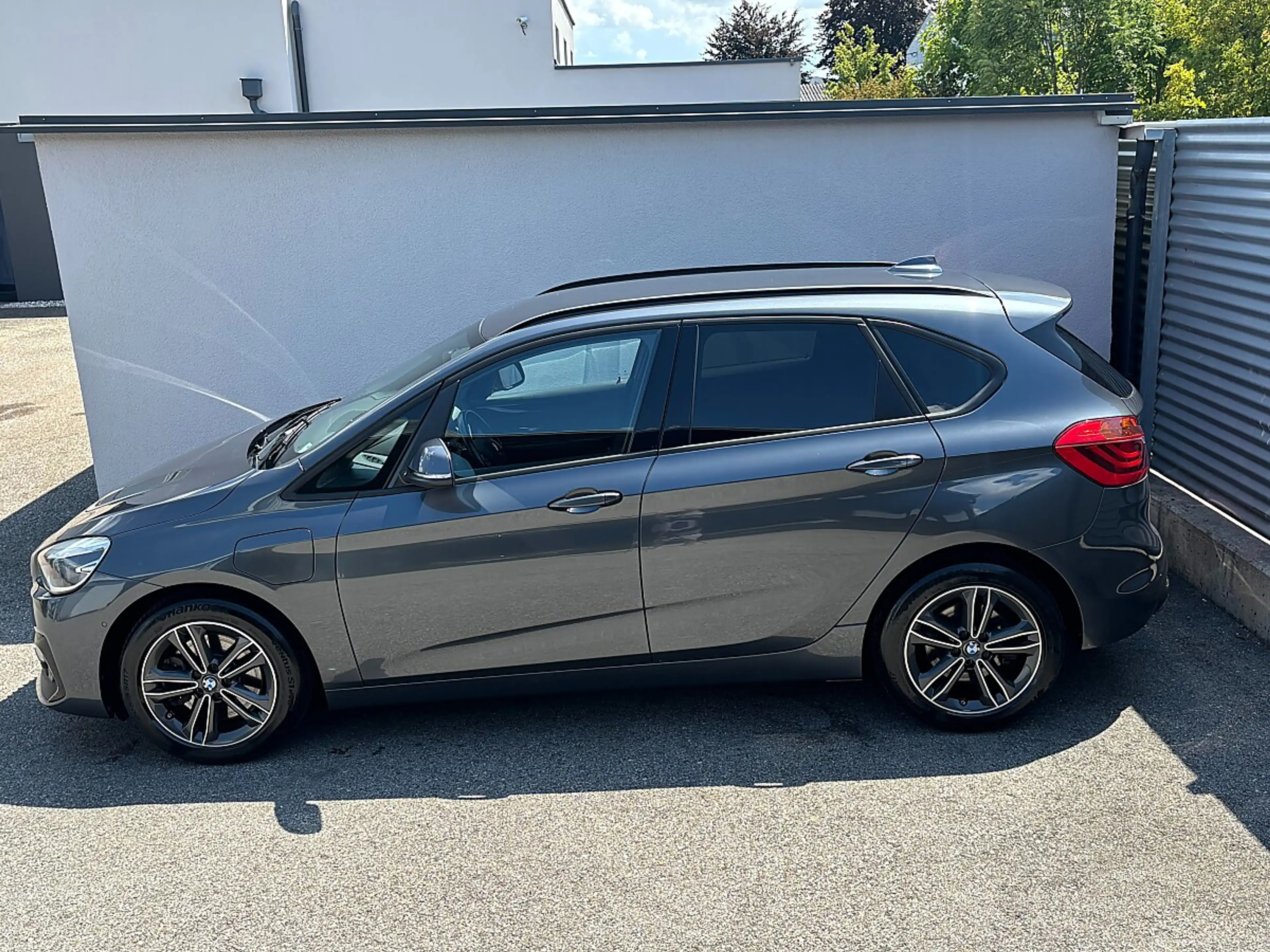 BMW 225 xe Active Tourer SPORTLINE/LED/HEADUP/ACC/RÜ.KA... — photo 11