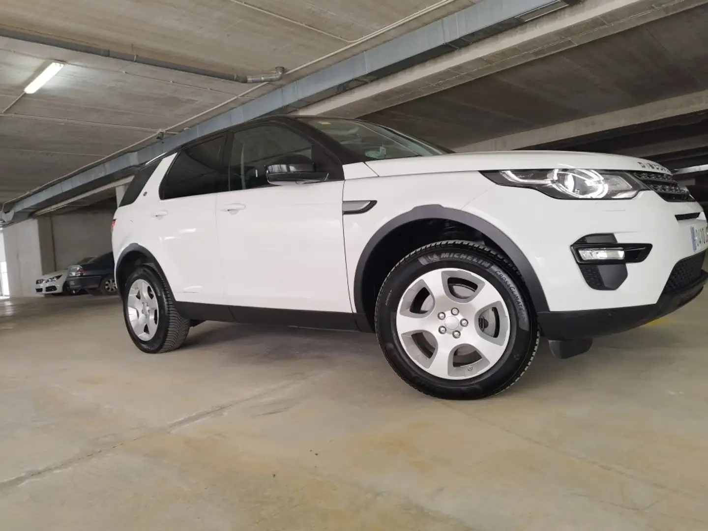 Land Rover Discovery Sport 2.0TD4 eCapability Pure 4x4 150 Blanco - 1