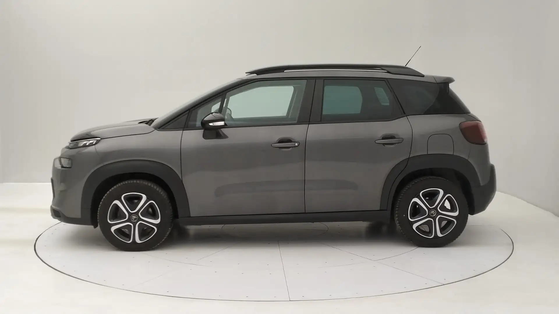 Citroen C3 Aircross 1.2 PureTech Feel Grijs - 2