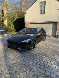 CUPRA LEON ST - HYBRID - PANO - CARPLAY