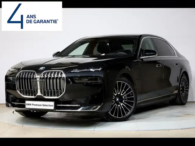 BMW 750 e xDrive Kit M Sport