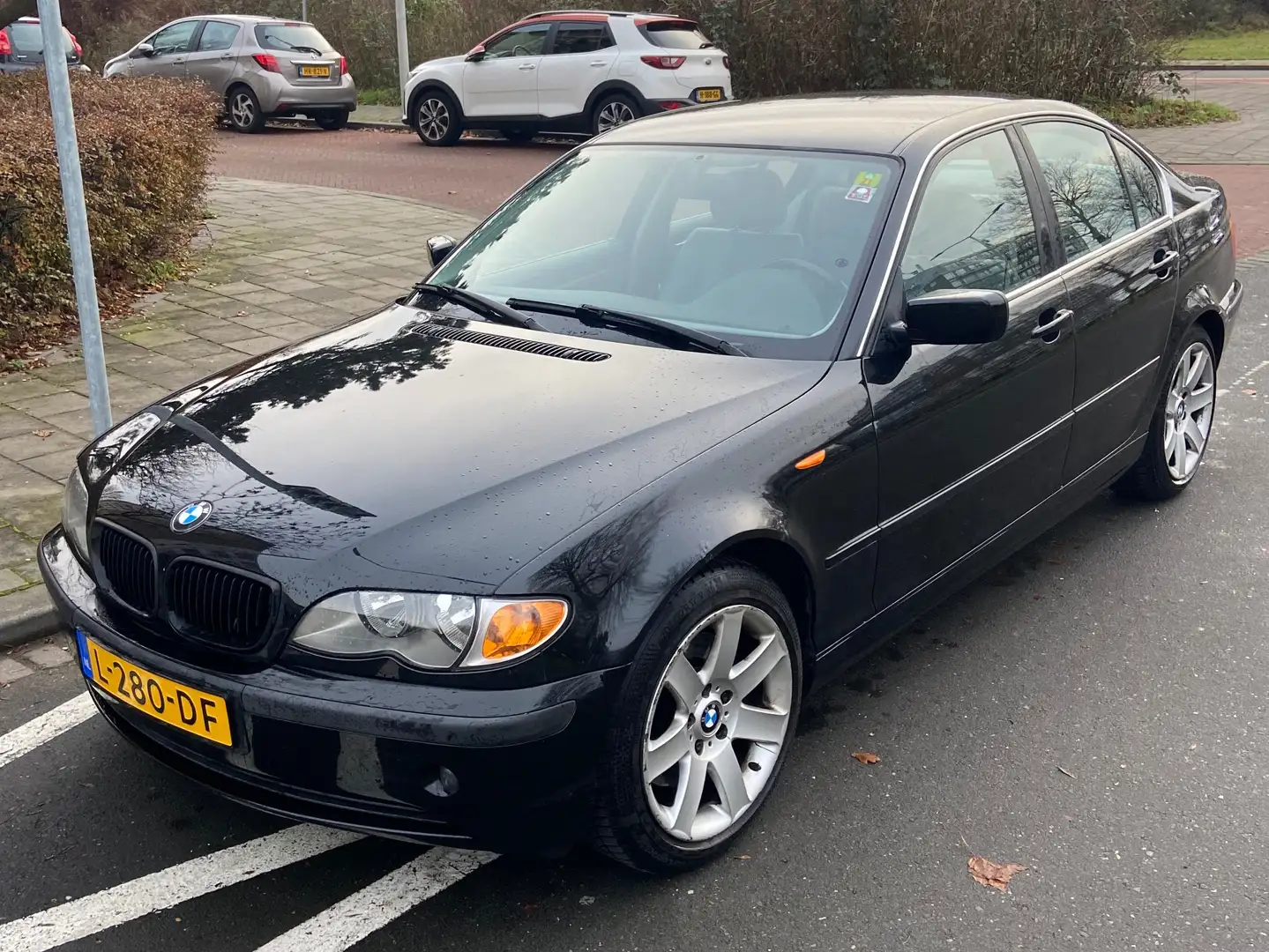 BMW 330 xi Executive Zwart - 2