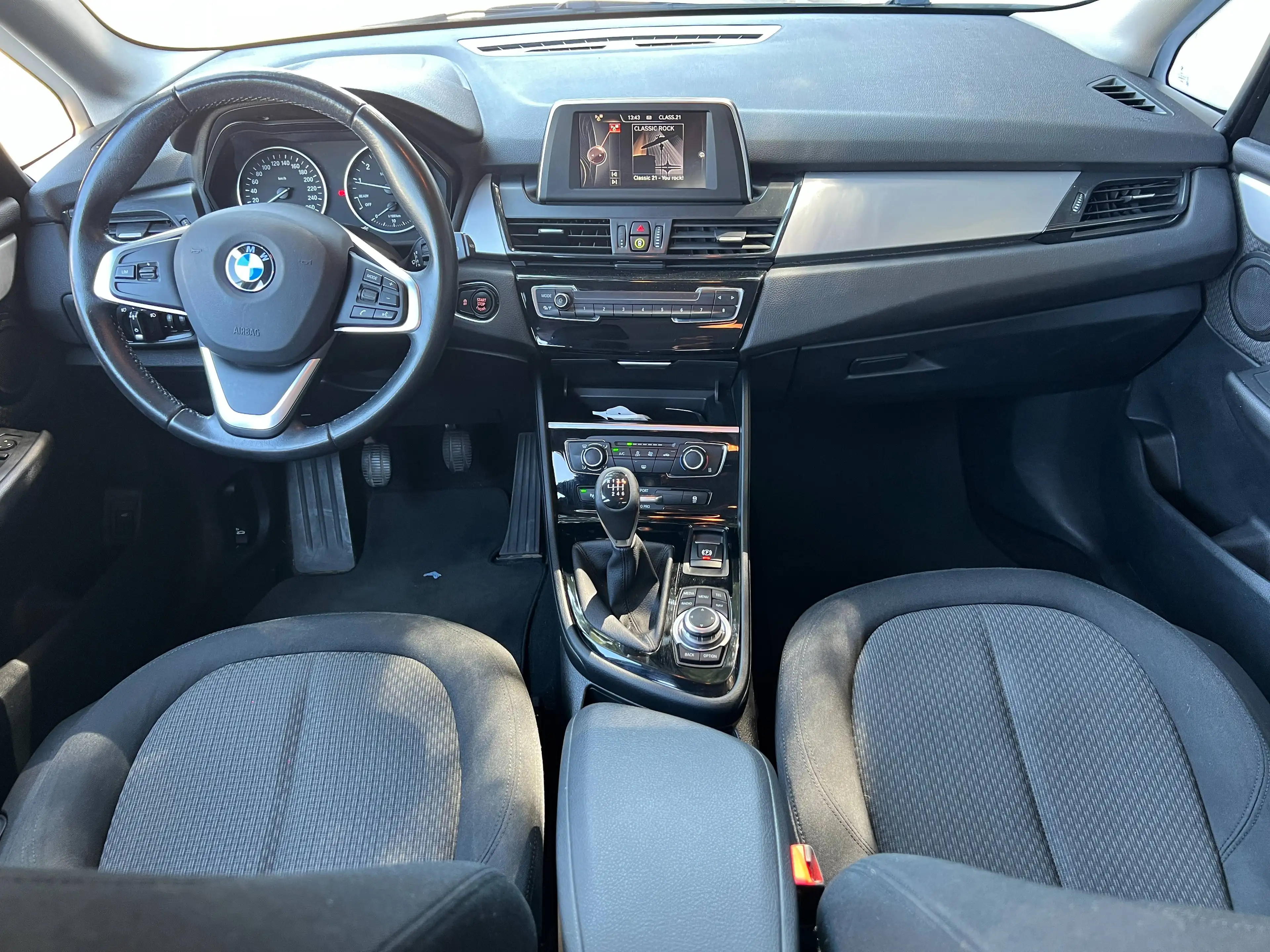 BMW 220 i Active Tourer 163cv 6vit Pack Confort — photo 10