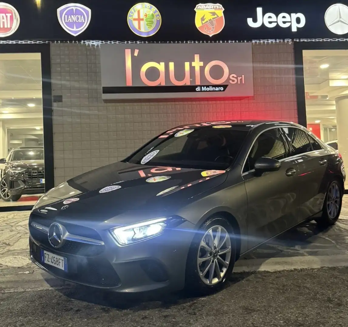 Mercedes-Benz A 180 Classe A 180 d Sport auto Grigio - 1