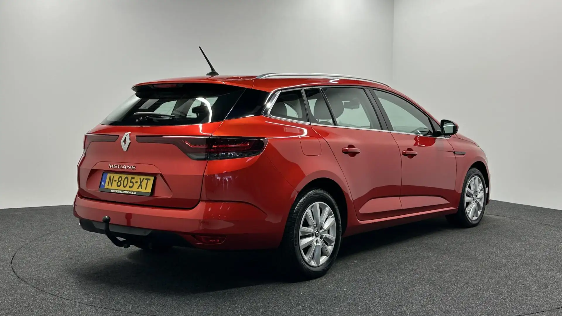 Renault Megane Estate 1.3 TCe Business Zen NAVI TREKHAAK DAB CARP Rot - 2